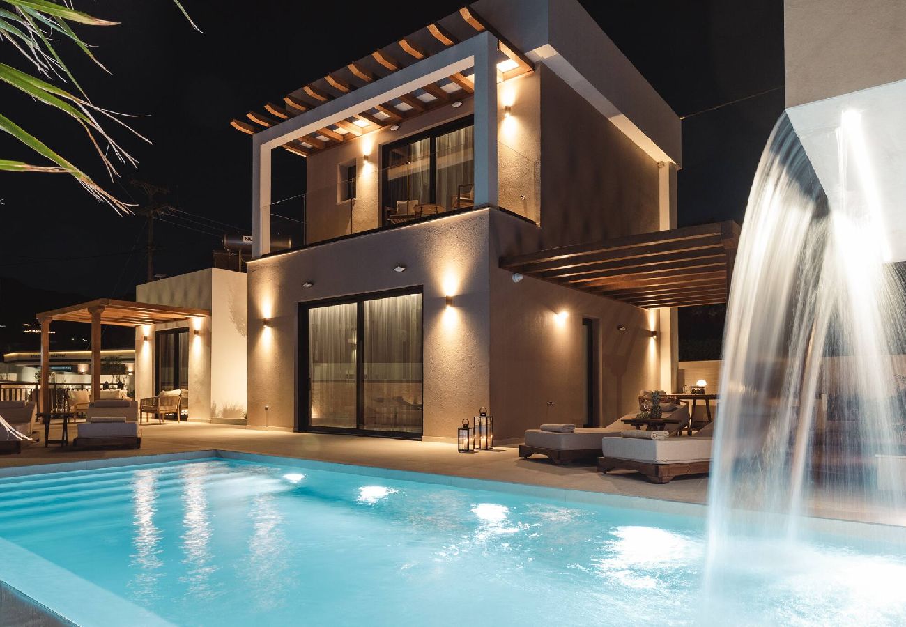Villa in Zakynthos - Orien, Seaside Luxury Villa