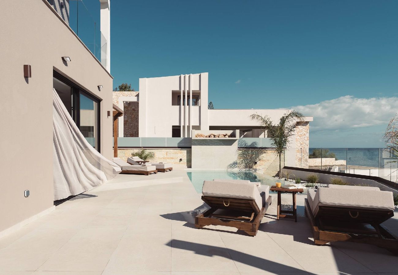Villa in Zakynthos - Orien, Seaside Luxury Villa