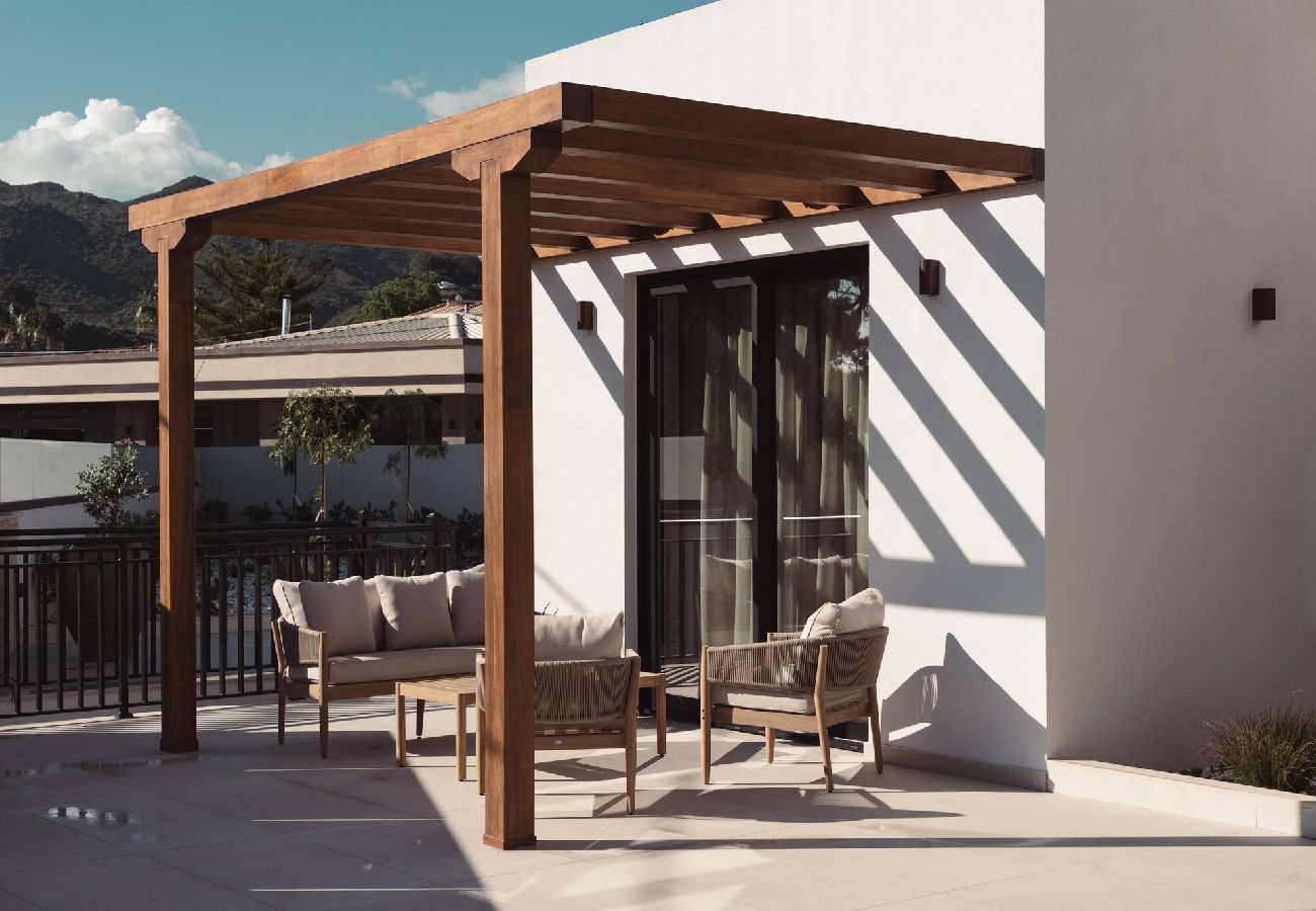 Villa in Zakynthos - Orien, Seaside Luxury Villa