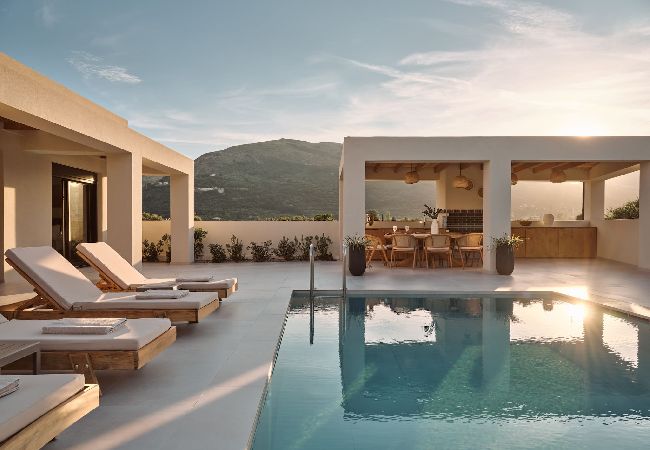 Villa in Zakynthos - Villa Verdelia, A Private Nature Gem