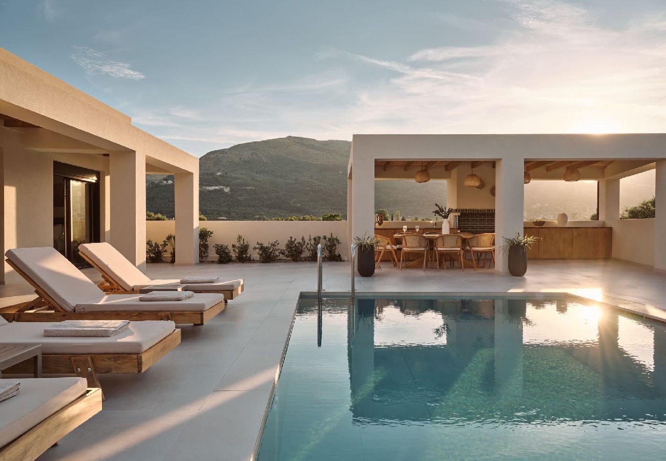 Villa in Zakynthos - Villa Verdelia, A Private Nature Gem