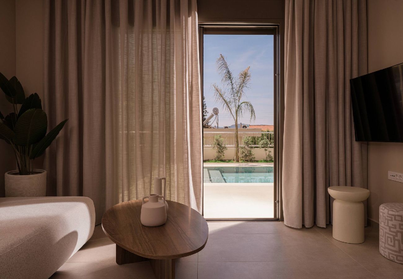 Villa in Kalamaki - Villa Ajra, A Distinctive Gem with Private Pool