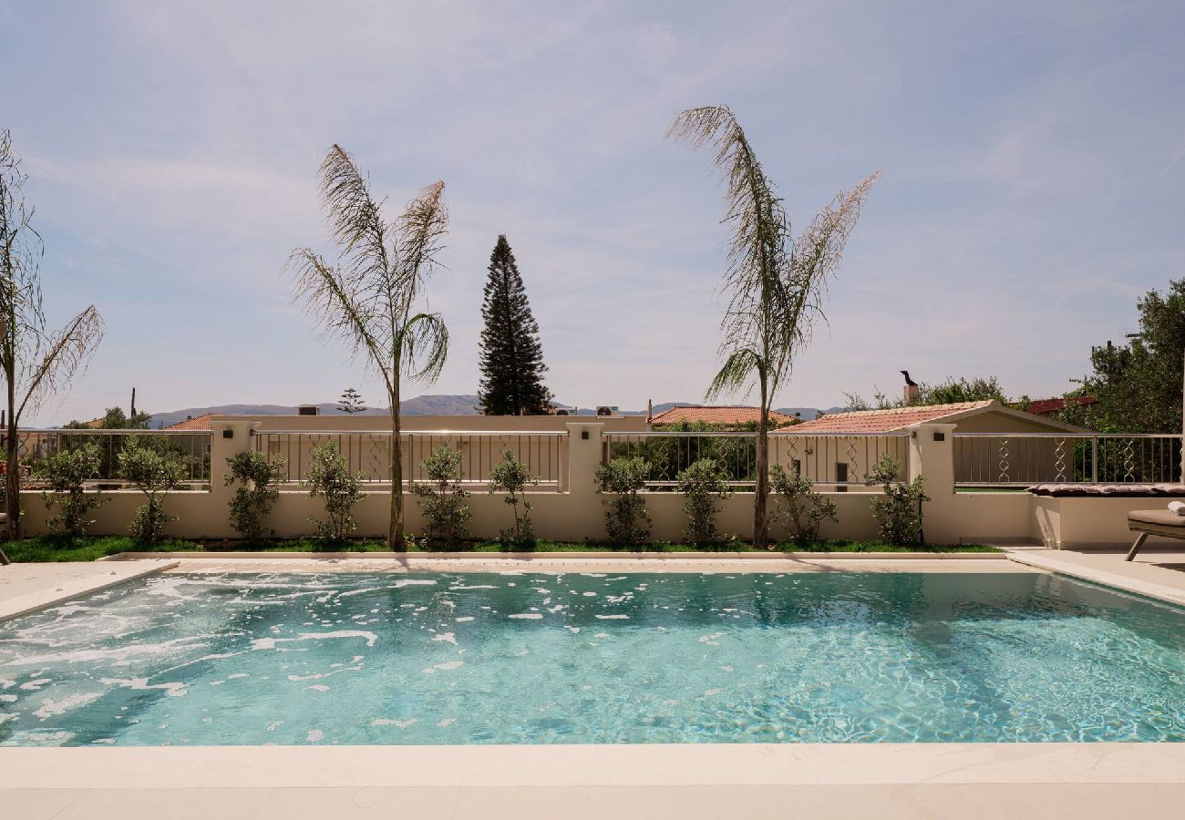 Villa in Kalamaki - Villa Ajra, A Distinctive Gem with Private Pool