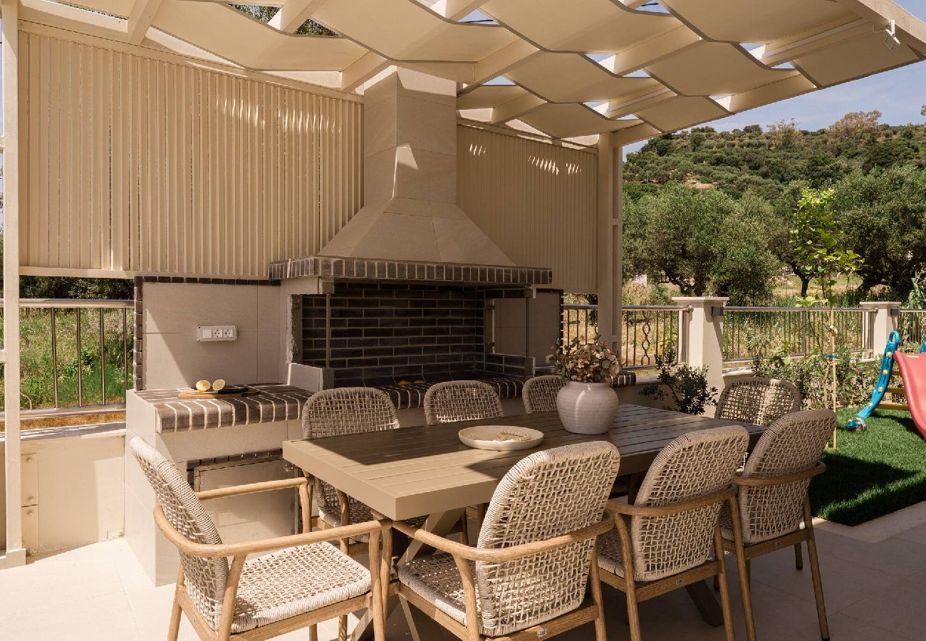 Villa in Kalamaki - Villa Ajra, A Distinctive Gem with Private Pool