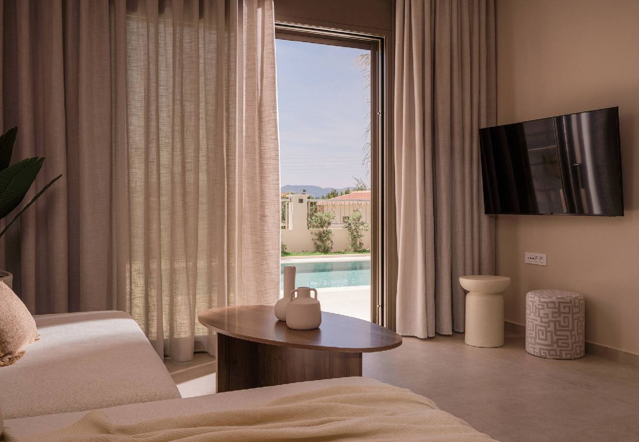 Villa in Kalamaki - Villa Ajra, A Distinctive Gem with Private Pool