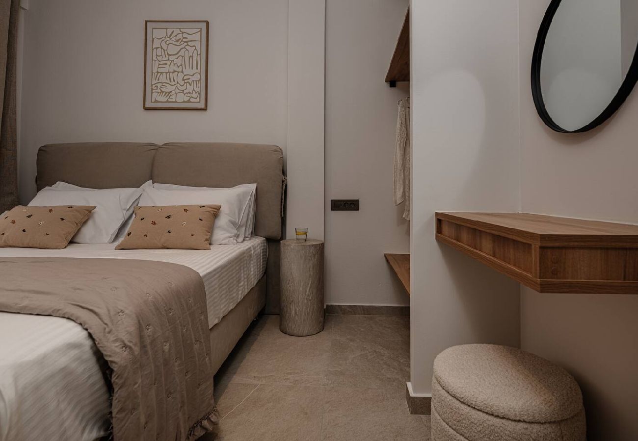 Apartment in Zakynthos - Plateia City View Suite