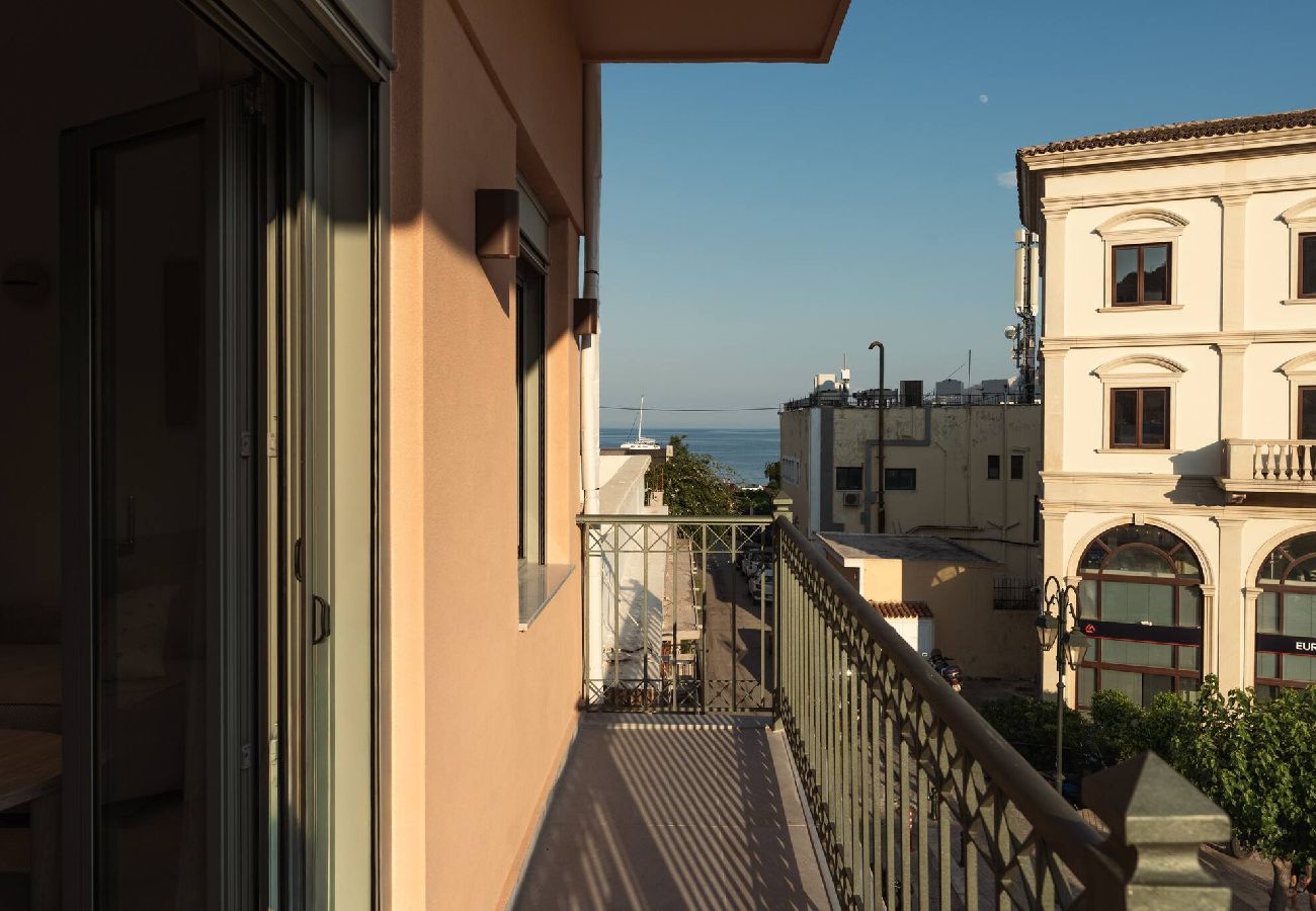 Apartment in Zakynthos - Plateia City View Suite