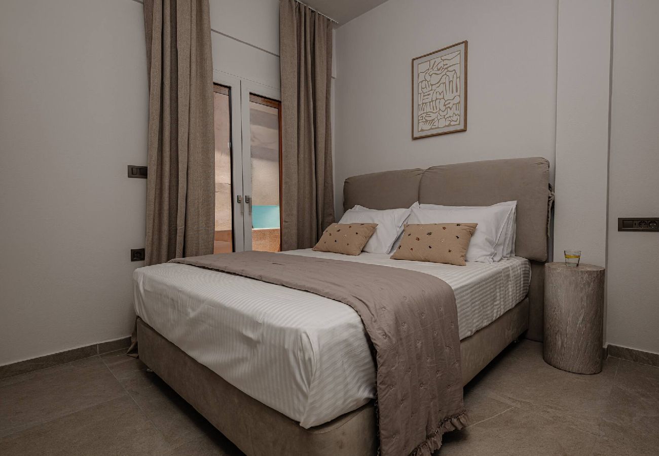 Apartment in Zakynthos - Plateia City View Suite