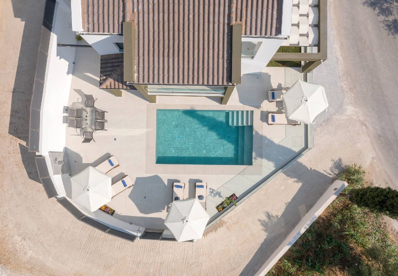 Villa in Zakynthos - Villa Jenny, A Verdant Hillside Escape