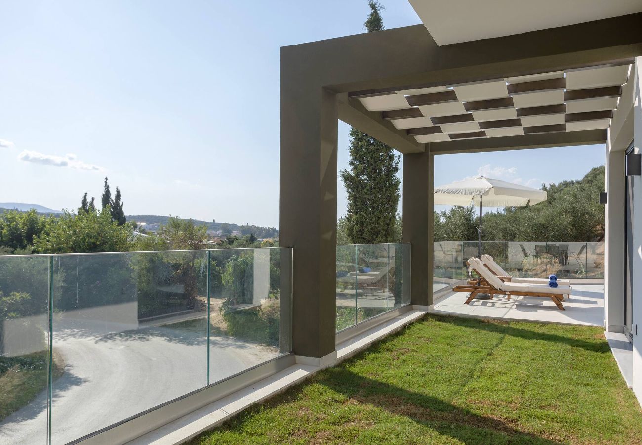 Villa in Zakynthos - Villa Jenny, A Verdant Hillside Escape